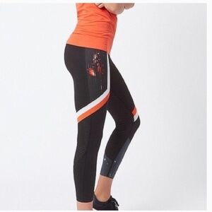 Sweaty Betty Zero Gravity 7/8 Run Glitch Pattern Leggings